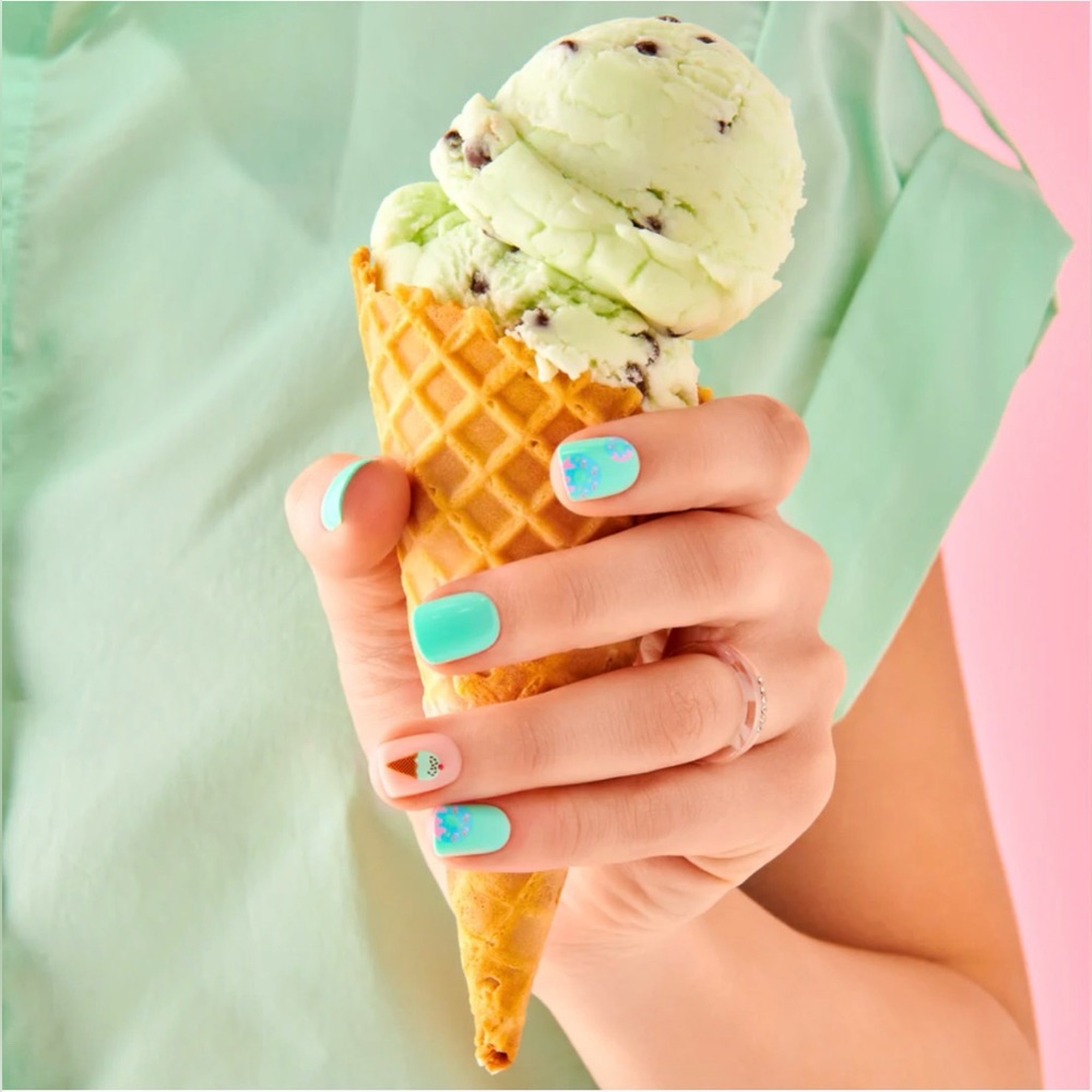 imPRESS Design Ice Cream Sweet Jupiter NIB Set of 30 Press On Nails